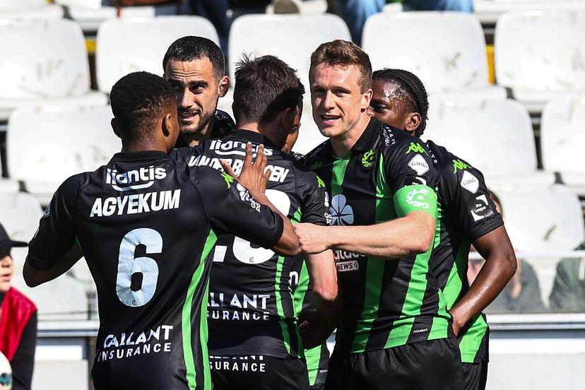 Cercle's Thibo Somers celebrates after scoring during a soccer match between Cercle Brugge and Beerschot VA, Saturday 05 April 2025 in Brugge, on day 2 (out of 6) of the Relegation Play-offs of the 2024-2025 'Jupiler Pro League' first division of the Belgian championship. BELGA PHOTO BRUNO FAHY