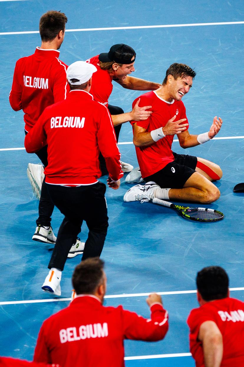 Belgian Raphael Collignon and celebrates with his team after winninga a tennis match between Belgian Collignon and Australian Thompson, during the qualifier of the Davis Cup, Sunday 14 September 2025, in Sydney, Australia. Belgium and Australia will compete this weekend in the second round of the Davis Cup qualifiers. BELGA PHOTO PATRICK HAMILTON