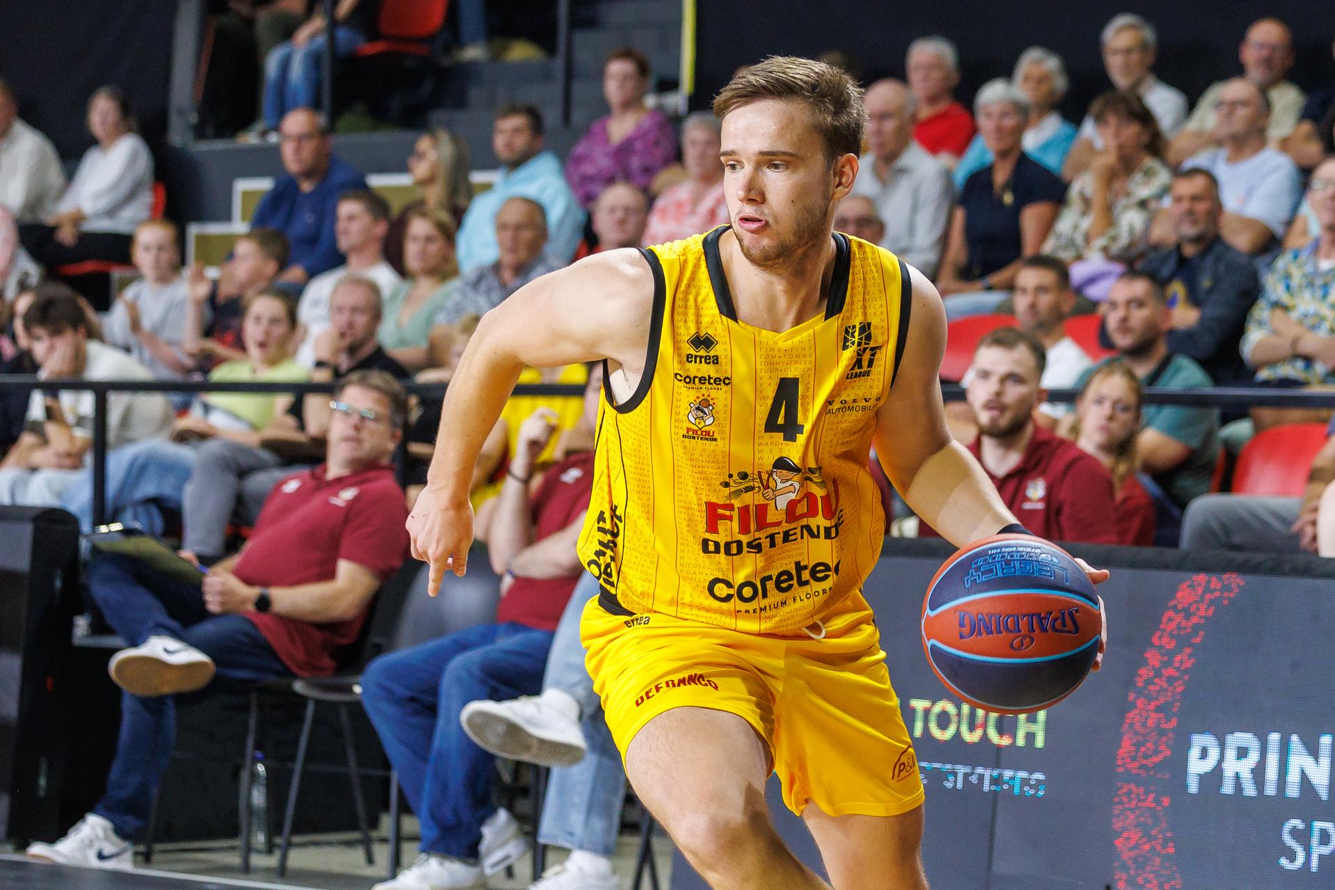 Oostende's Simon Buysse pictured in action during a basketball match between Belgian BC Oostende and Dutch Heroes Den Bosch, Saturday 20 September 2025 in Oostende, the supercup of the 'BNXT League' Belgian/Dutch first division basket championship between the champion of Belgium and the Netherlands. BELGA PHOTO KURT DESPLENTER