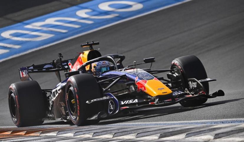 Red Bull Racing's Dutch driver Max Verstappen drives during the qualifying race of the Formula One Dutch Grand Prix at The Circuit Zandvoort, western Netherlands, on August 22, 2026.  JOHN THYS / AFP