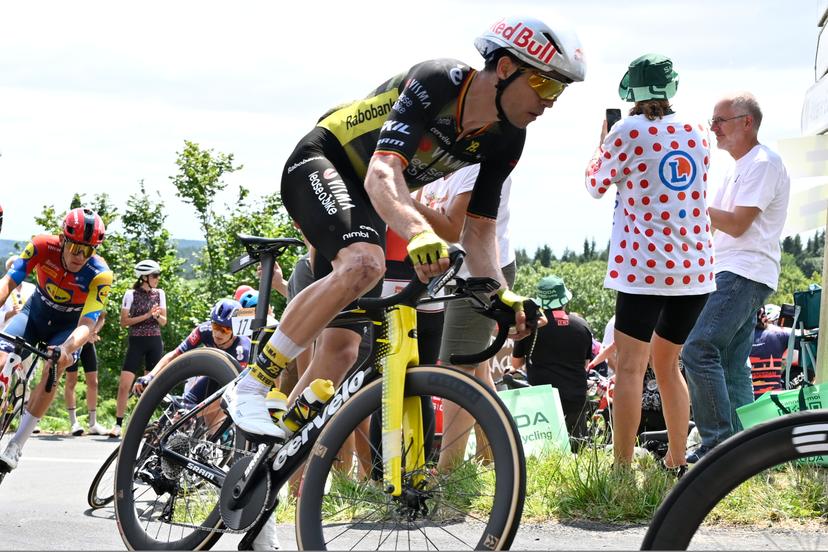 Belgian Wout van Aert of Team Visma-Lease a Bike pictured in action during stage 15 of the 2025 Tour de France cycling race, from Muret to Carcasonne (169 km), on Sunday 20 July 2025 in France. The 112th edition of the Tour de France starts on Saturday 5 July in Lille, France, and will finish in Paris, France on the 27th of July.   BELGA PHOTO POOL JAN DE MEULENEIR