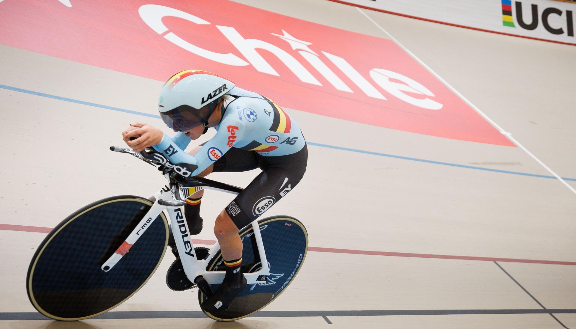 Belgian Luca Vierstraete pictured in action during the women's individual pursuit qualifying round at the 2025 UCI Track World Championships, in Santiago, Chile, Saturday 25 October 2025. The Track World Championships take place from 22 to 26 October at the Velodromo de Penalolen in Santiago, Chile. BELGA PHOTO BENOIT DOPPAGNE