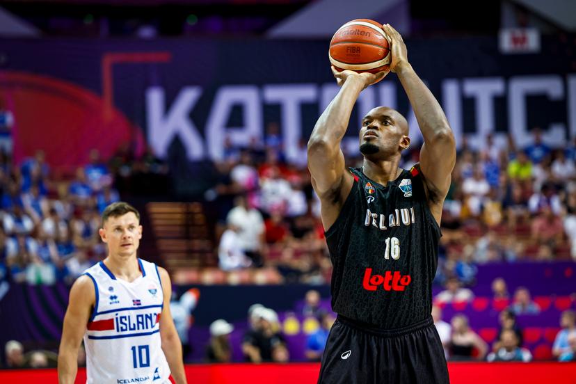 Belgium's Kevin Tumba pictured in action during a basketball match between Belgium's national team Belgian Lions and Iceland, Saturday 30 August 2025 in Katowice, Poland, the second game of the group stage of the Eurobasket 2025 European championships. BELGA PHOTO TOMASZ SOKOLOWSKI *** BELGIUM ONLY ***