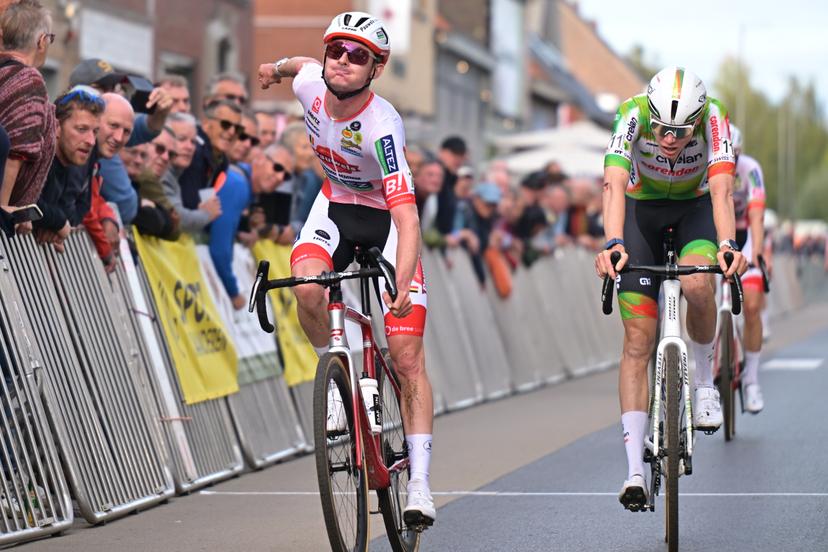 Belgium's Gerben Kuypers wins ahead of Belgium's Witse Meeussen in  the men elite race of the 'Kermiscross' cyclocross cycling event, on Thursday 15 October 2026, in Ardooie. BELGA PHOTO DAVID PINTENS