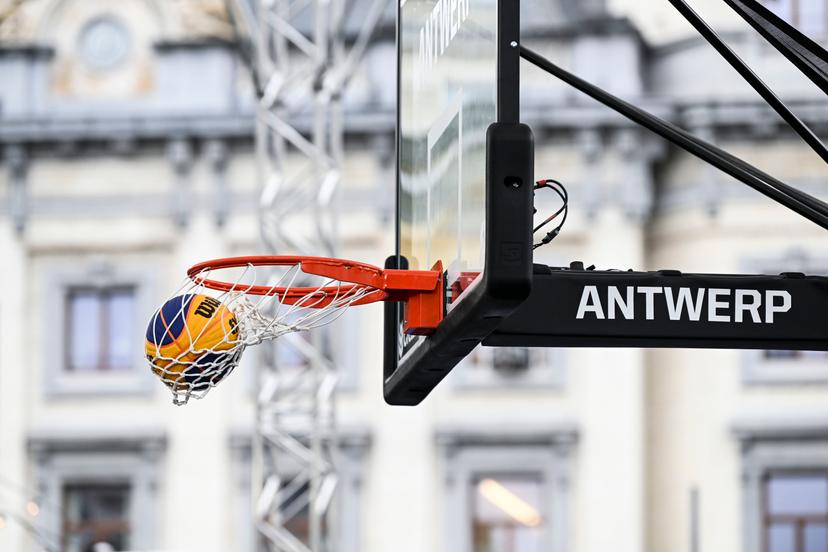 Illustration picture shows a 3x3 basketball going through the hoop during a 3x3 basketball game between Canada and the United States of America, in the Women's quarter final round at the FIBA 2022 world cup, Saturday 25 June 2022, in Antwerp. The FIBA 3x3 Basket World Cup 2022 takes place from 21 to 26 June in Antwerp. BELGA PHOTO TOM GOYVAERTS