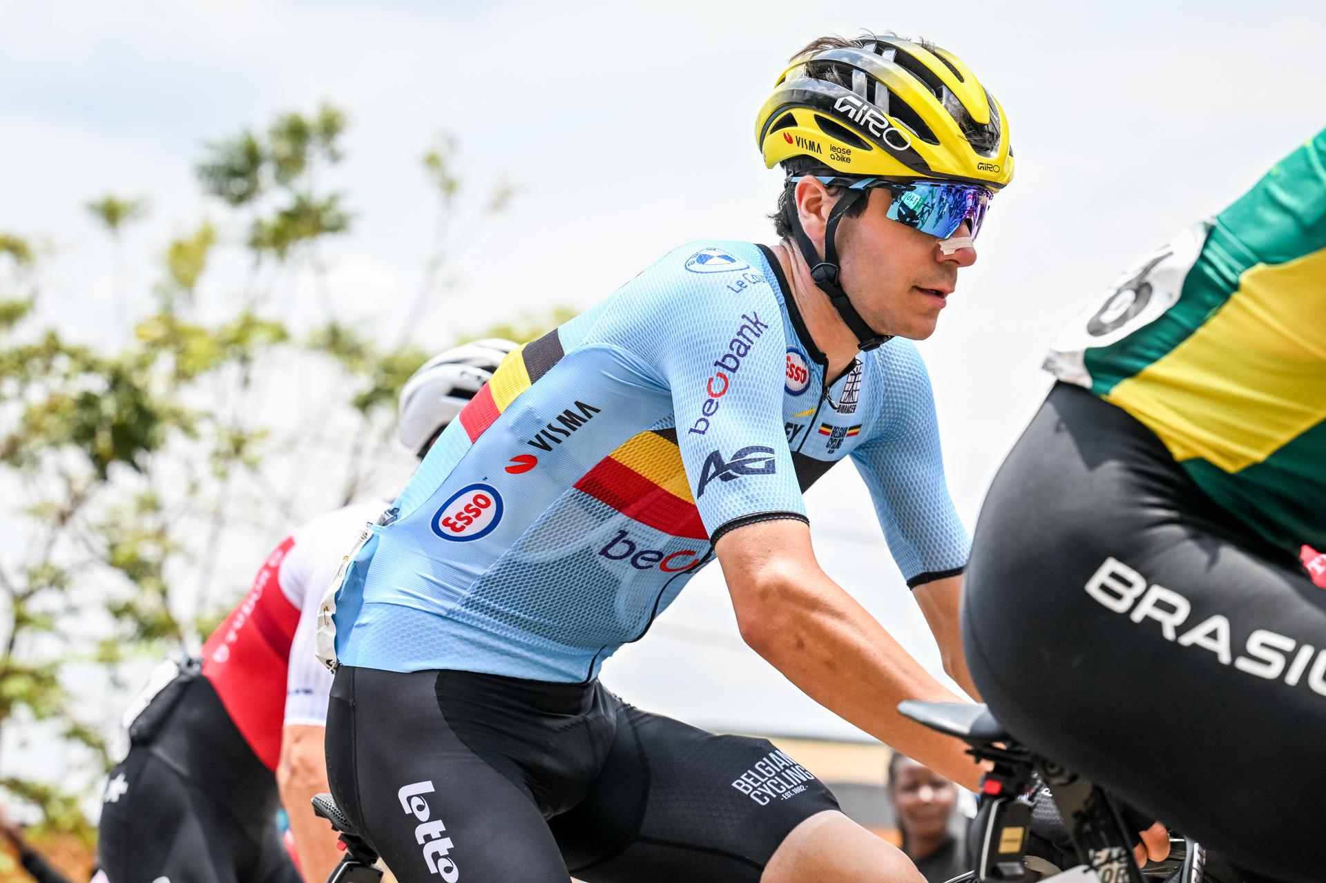 Belgian Cian Uijtdebroeks pictured in action during the elite men road race (267,5 km) at the cycling road World Championships in Kigali, Rwanda, Sunday 28 September 2025. The 2025 UCI Road World Championships take place from 21 to 28 September in Kigali, Rwanda. BELGA PHOTO DIRK WAEM