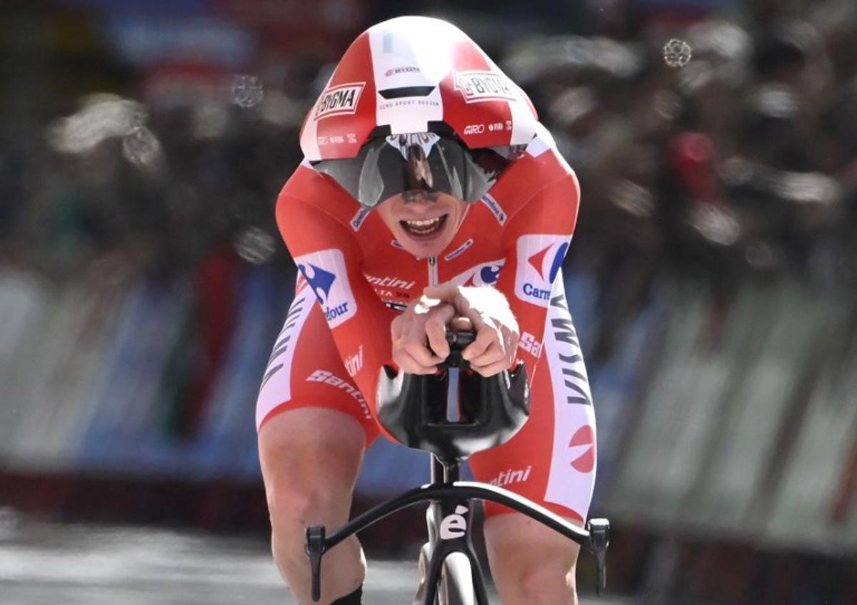 Team Visma-Lease a bike's Danish rider Jonas Vingegaard crosses the finish line of the 18th stage of the Vuelta a Espana, a 26 km race against the clock between Valladolid and Valladolid, on September 11, 2025.    Miguel RIOPA / AFP