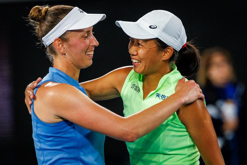 Belgian Elise Mertens and Chinese Zhang Shuai celebrate at a doubles tennis match against Japan/Neutral pair Shibahara-Zvonareva, in the semi-finals of the women doubles at the Australian Open, Melbourne Park, Melbourne on Thursday 29 January 2026. Mertens - Zhang won the game 6-3, 6-2. BELGA PHOTO PATRICK HAMILTON  --- BENELUX ONLY   ---
