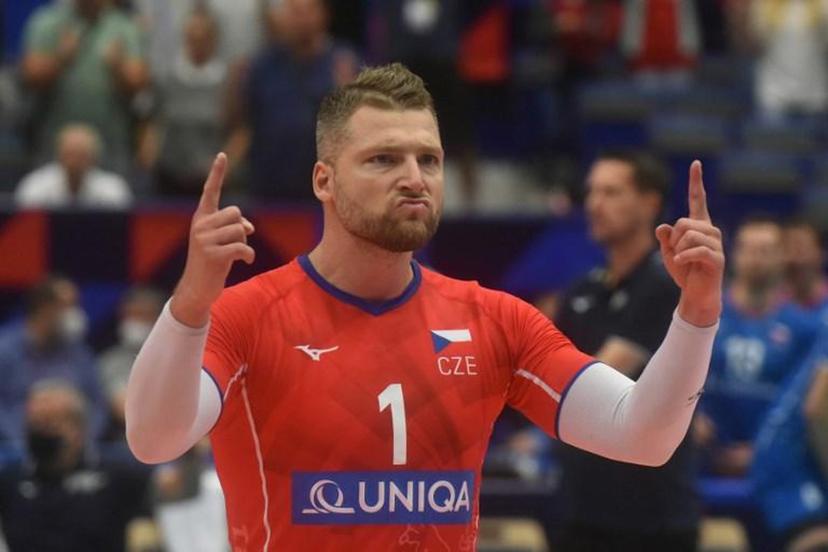 Milan Monik of Czech Republic celebrates his team's victory after the EuroVolley 2021 Men Round of last 16 match between the Czech Republic and France on September 13, 2021 in Ostrava, Czech Republic.  Michal CIZEK / AFP