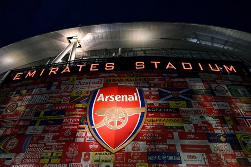 A photograph taken on February 15, 2023 shows the Emirates Stadium in London, prior to English Premier League football match between Arsenal and Manchester City.  Glyn KIRK / AFP