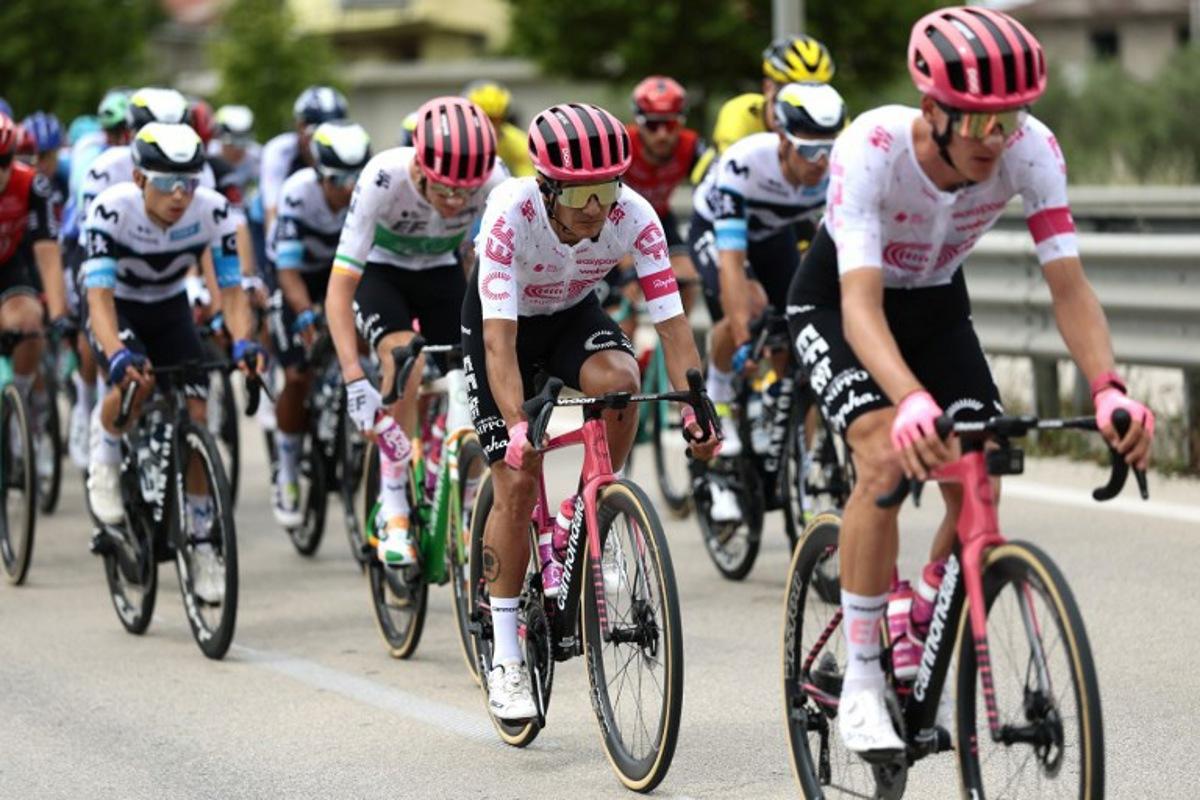 EF Education - EasyPost's Ecuadorian rider Richard Carapaz (C) cycles with the pack of riders during the first stage of the 108th Giro d'Italia cycling race, 160km from Durres to Tirana in Albania, on May 9, 2025.  Luca Bettini / AFP