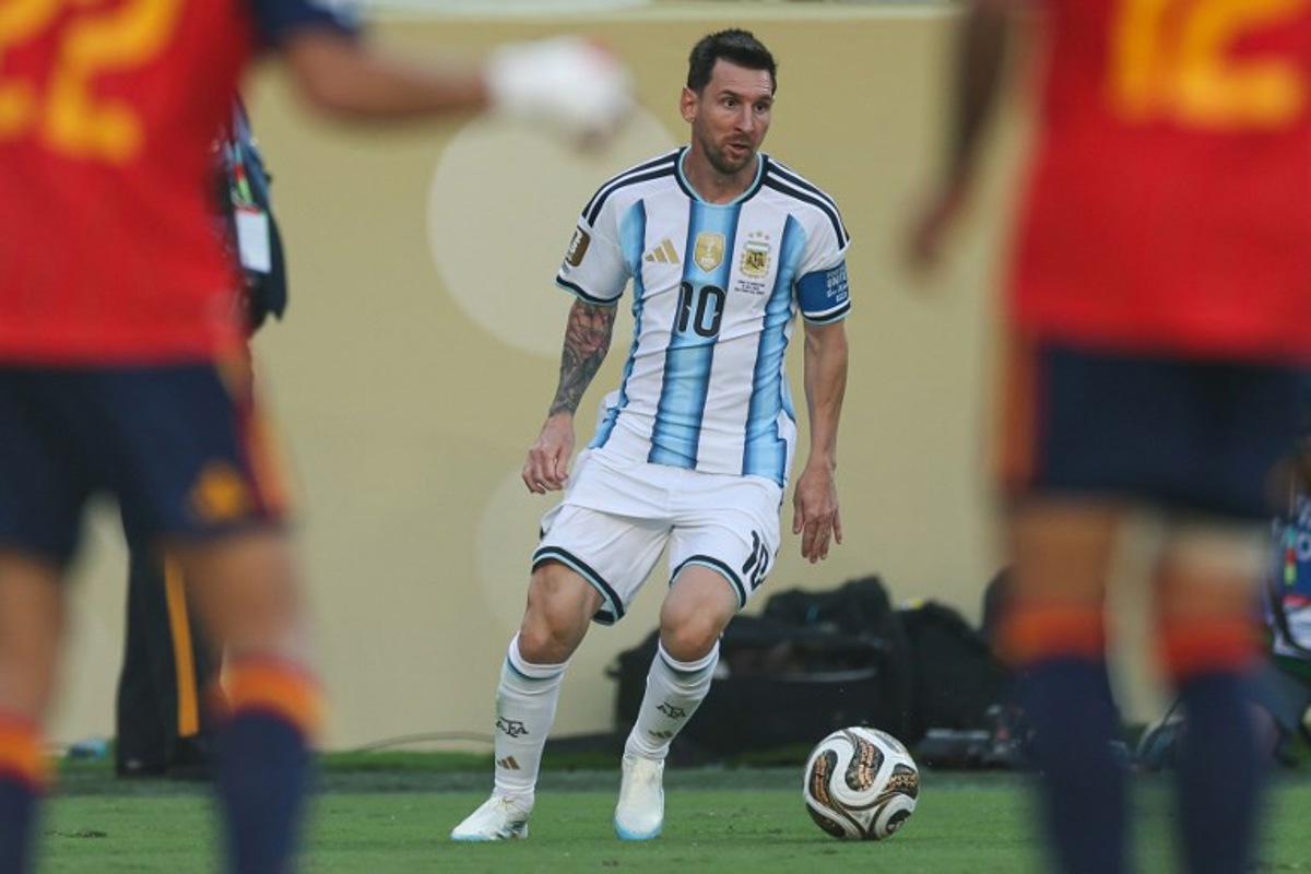 Argentina's forward #10 Lionel Messi controls the ball during the 2026 World Cup football tournament final match between Spain and Argentina at the New York/New Jersey Stadium in East Rutherford on July 19, 2026.   PATRICIA DE MELO MOREIRA / AFP