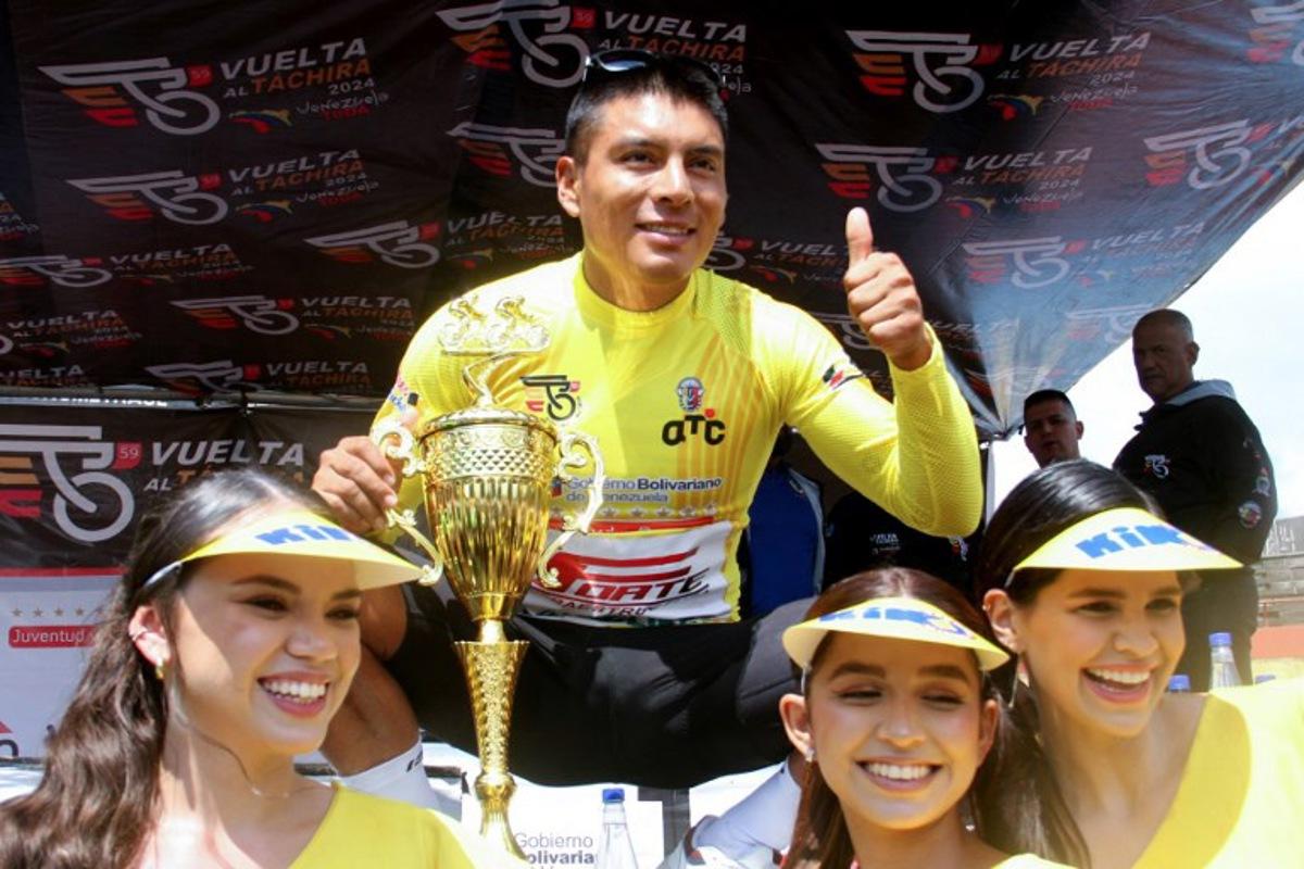Ecuador's Jonathan Caicedo, from team Petrolike, celebrates after winning the 59th Vuelta al Tachira cycling race in San Cristobal, Tachira State, Venezuela, on January 21, 2024.  Jhonny PARRA / AFP