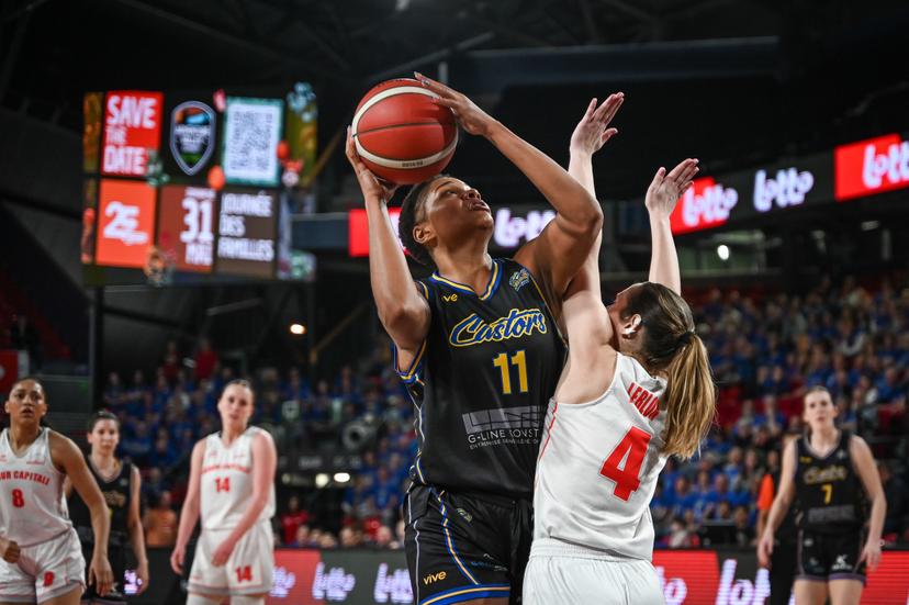 Castors' Quay Miller and Namur's Emmeline Leblon pictured in action during a basketball match between Royal Castors Braine and Basket Namur Capitale, Sunday 22 March 2026 in Charleroi, the final of the women's Belgian 2026 Basketball Cup. BELGA PHOTO ELIAS ROM