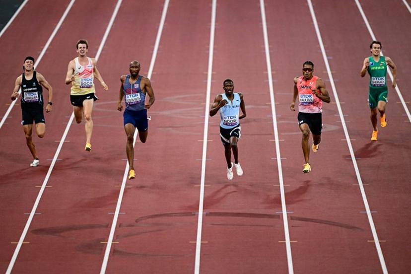 (From L) Argentina's Elian Larregina, Belgium's Alexander Doom, Great Britain's Matthew Hudson-Smith, Botswana's Bayapo Ndori, Japan's athlete Yuki Joseph Nakajima and Australia's athlete Cooper Sherman compete in the men's 400m heats during the World Athletics Championships in Tokyo on September 14, 2025.  Yuichi YAMAZAKI / AFP