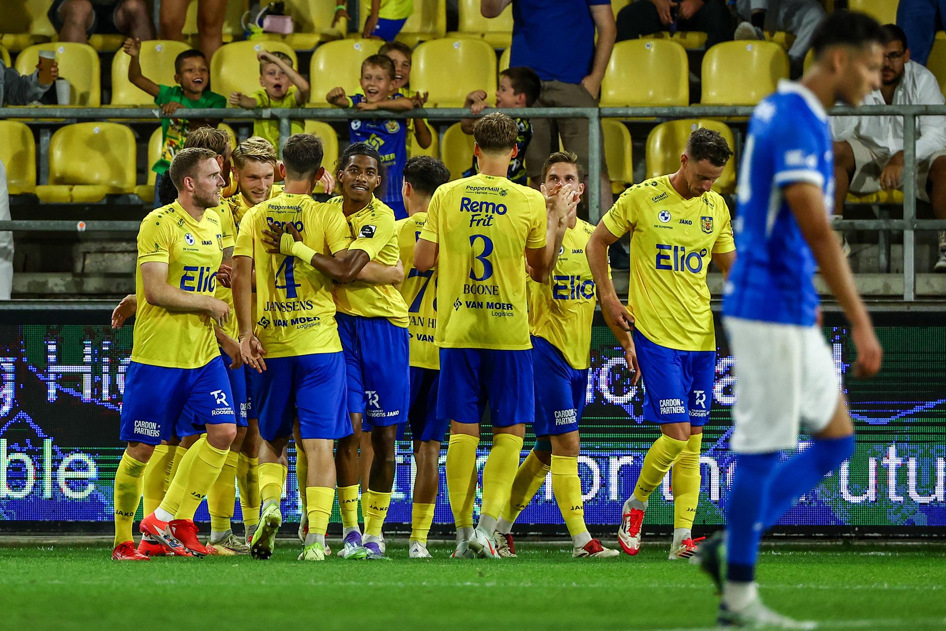 Beveren's players celebrate after scoring during a soccer game between SK Beveren and Jong Genk, Friday 15 August 2025 in Beveren, on day 2 of the 2025-2026 'Challenger Pro League' 1B second division of the Belgian championship. BELGA PHOTO DAVID PINTENS