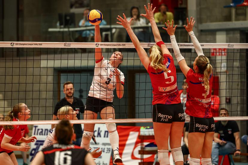 Roeselare's Laure Flament pictured in action during the match between Asterix AVO Beveren and Darta Bevo Roeselare, a Play-off Final (belle, best-of-3) game in the Lotto Volley League women, Thursday 01 May 2025 in Beveren. BELGA PHOTO DAVID PINTENS