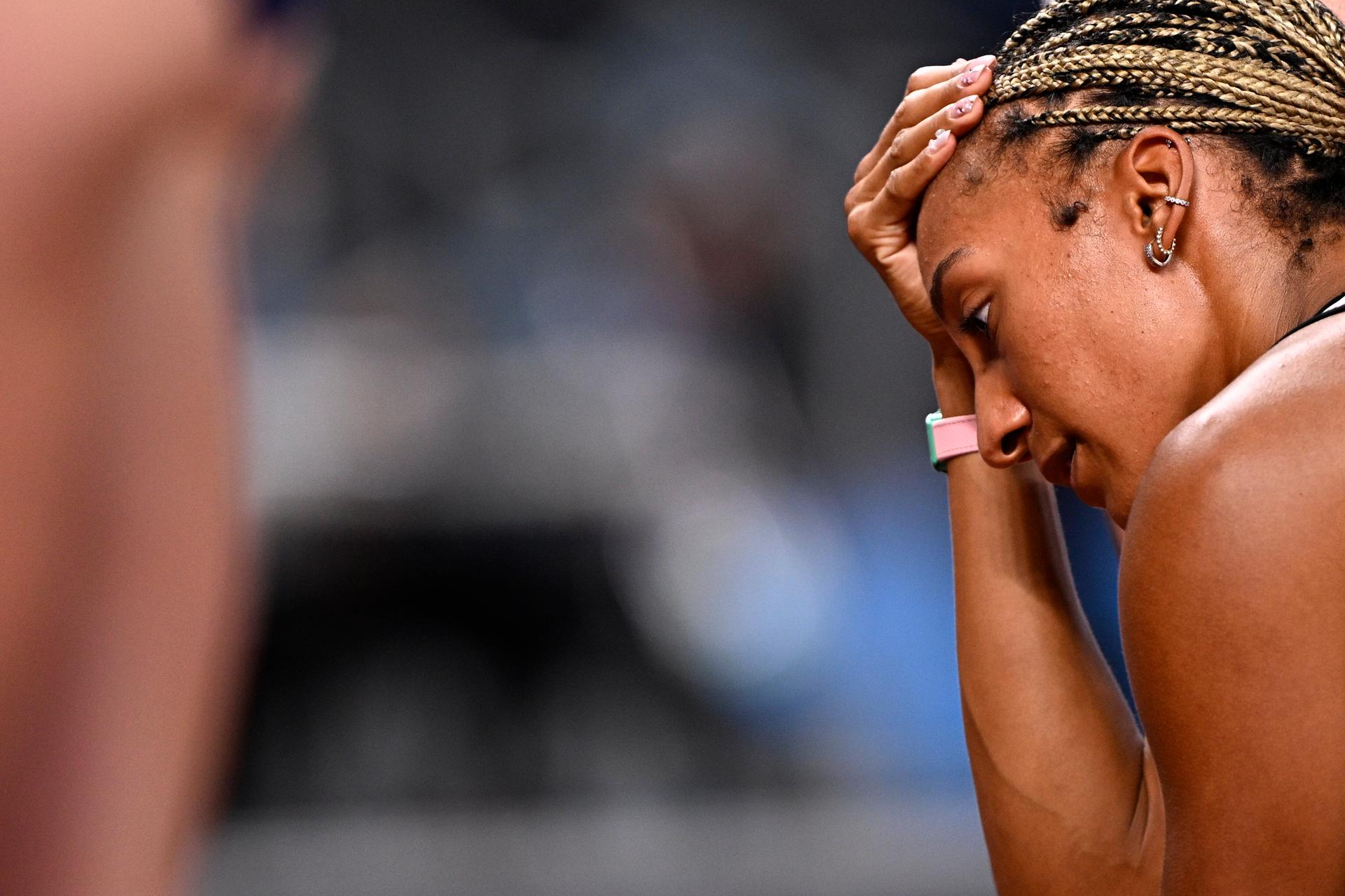Belgian Nafissatou Nafi Thiam reacts with deception after the 200m race of the women's Heptathlon competition, at the World Athletics Championships in Tokyo, Japan, on Friday 19 September 2025. The outdoor Worlds are taking place from 13 to 21 September. BELGA PHOTO JASPER JACOBS