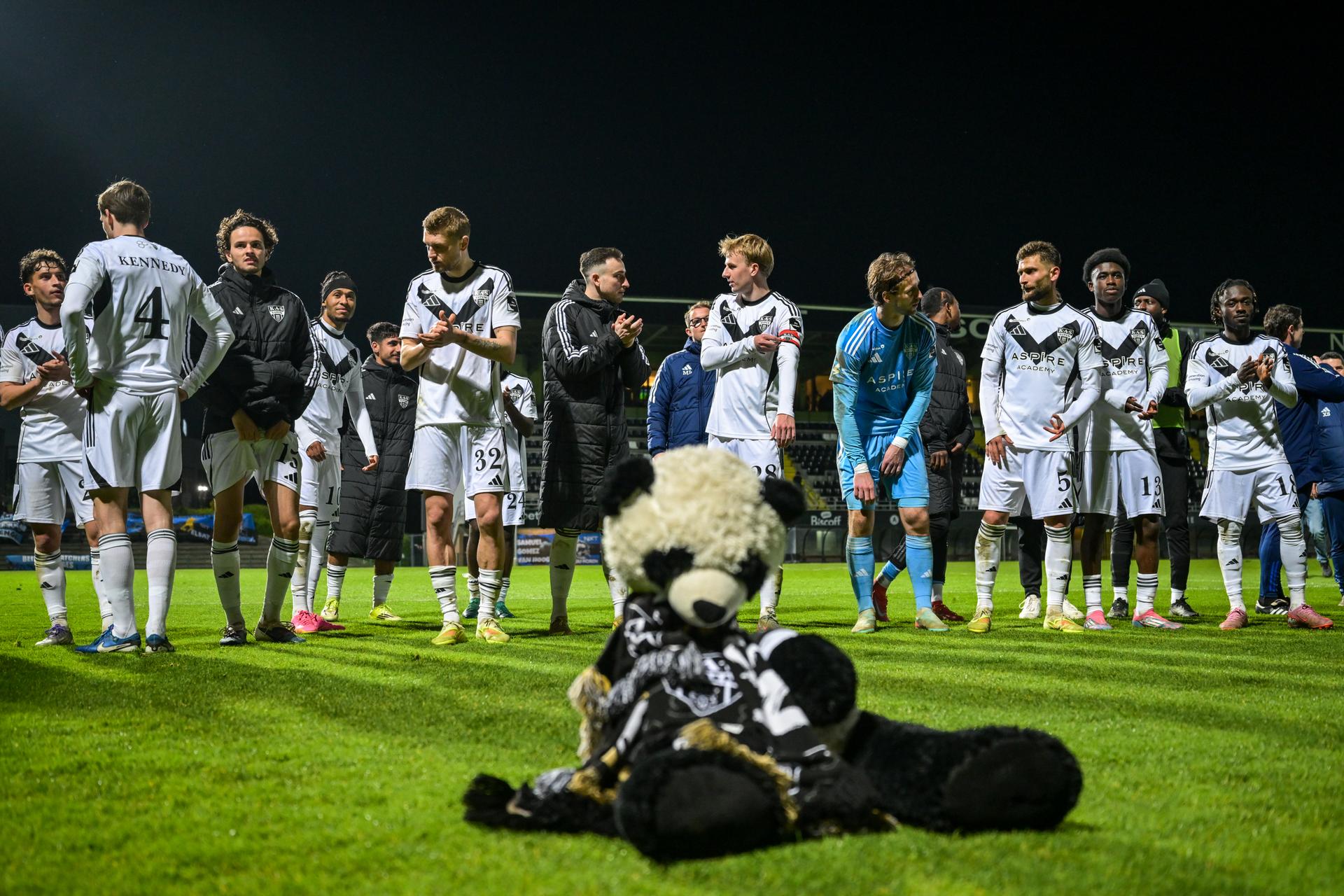 Eupen's players celebrate after winning a soccer game between Club NXT and KAS Eupen, Saturday 04 April 2026 in Roeselare, on day 32 of the 2025-2026 'Challenger Pro League' 1B second division of the Belgian championship. BELGA PHOTO DAVID PINTENS