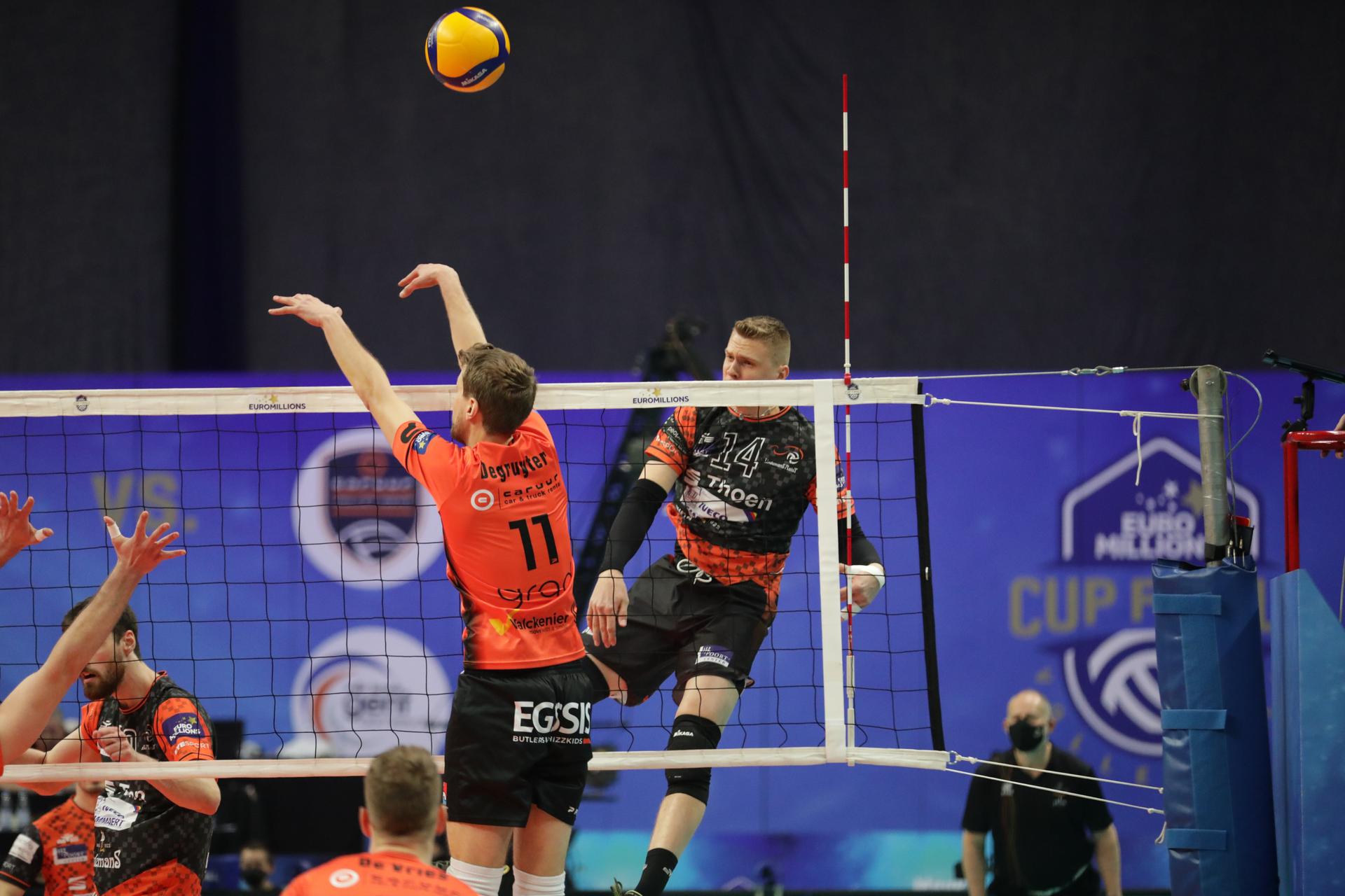 Aalst's Jakub Rybicki pictured during the match between Caruur Volley Gent and Lindemans Aalst, the final match in the men Belgian volleyball cup competition, Sunday 27 February 2022 in Merksem, Antwerp. BELGA PHOTO MARIJN DE KEYZER