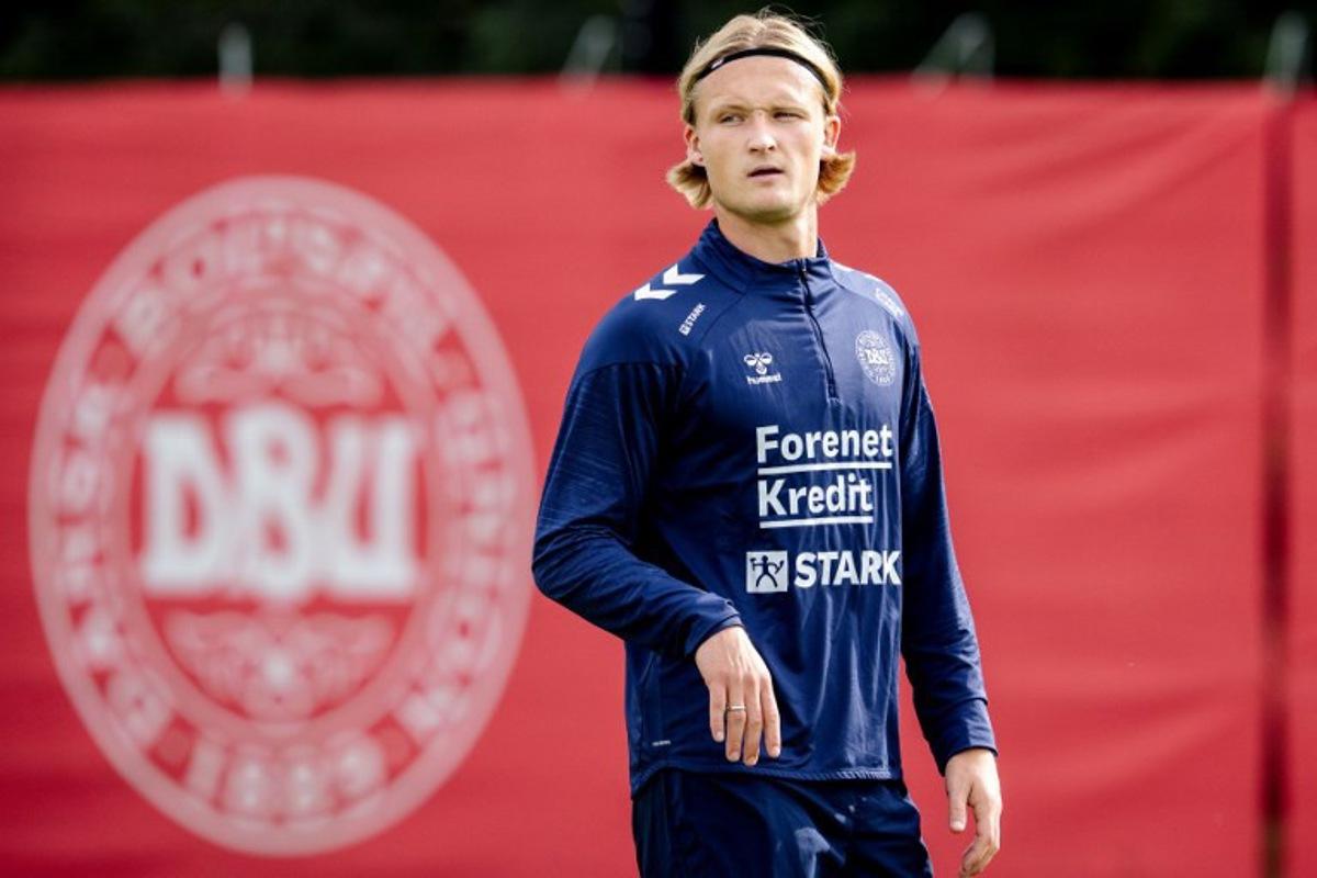 Denmark's forward Kasper Dolberg looks on during a training session in Helsingoer on September 1, 2025 ahead of the team's upcoming 2026 FIFA World Cup qualifying matches Denmark vs Scotland on September 5 and Greece vs Denmark on September 8.   Mads Claus Rasmussen / Ritzau Scanpix / AFP