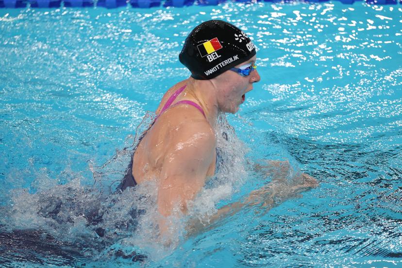Belgian athlete Roos Vanotterdijk pictured in action to win a bronze medal at the final of the Women's 200m medley race at the European Aquatics Championships in Paris, France on Saturday 15 August 2026. BELGA PHOTO VIRGINIE LEFOUR