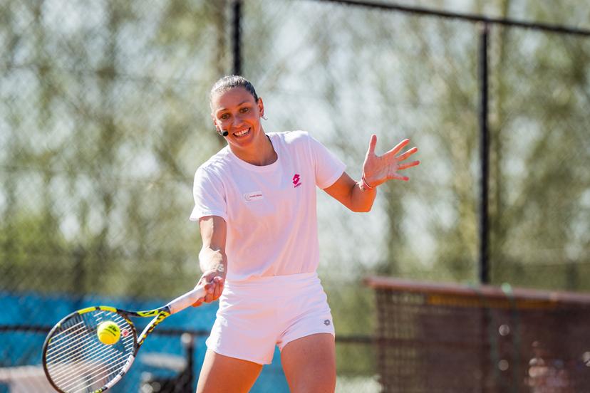ATTENTION EDITORS - COVERAGE REQUESTED TO BELGA BY TENNIS VLAANDEREN- EDITORIAL USE ONLY Belgian Yanina Wickmayer pictured in action during the starter event of "Tennismakingsmaand", at tennis club Racso in Destelbergen, on Friday 04 April 2025. On the initiative of Tennis and Padel Flanders, 110 tennis clubs across Flanders are organizing 176 activities where young and old can get acquainted with the sport in a low-threshold way. Today the official kickoff, or store, of the Tennismakingsmaand is given at tennis club Racso in Destelbergen. BELGA PHOTO JASPER JACOBS