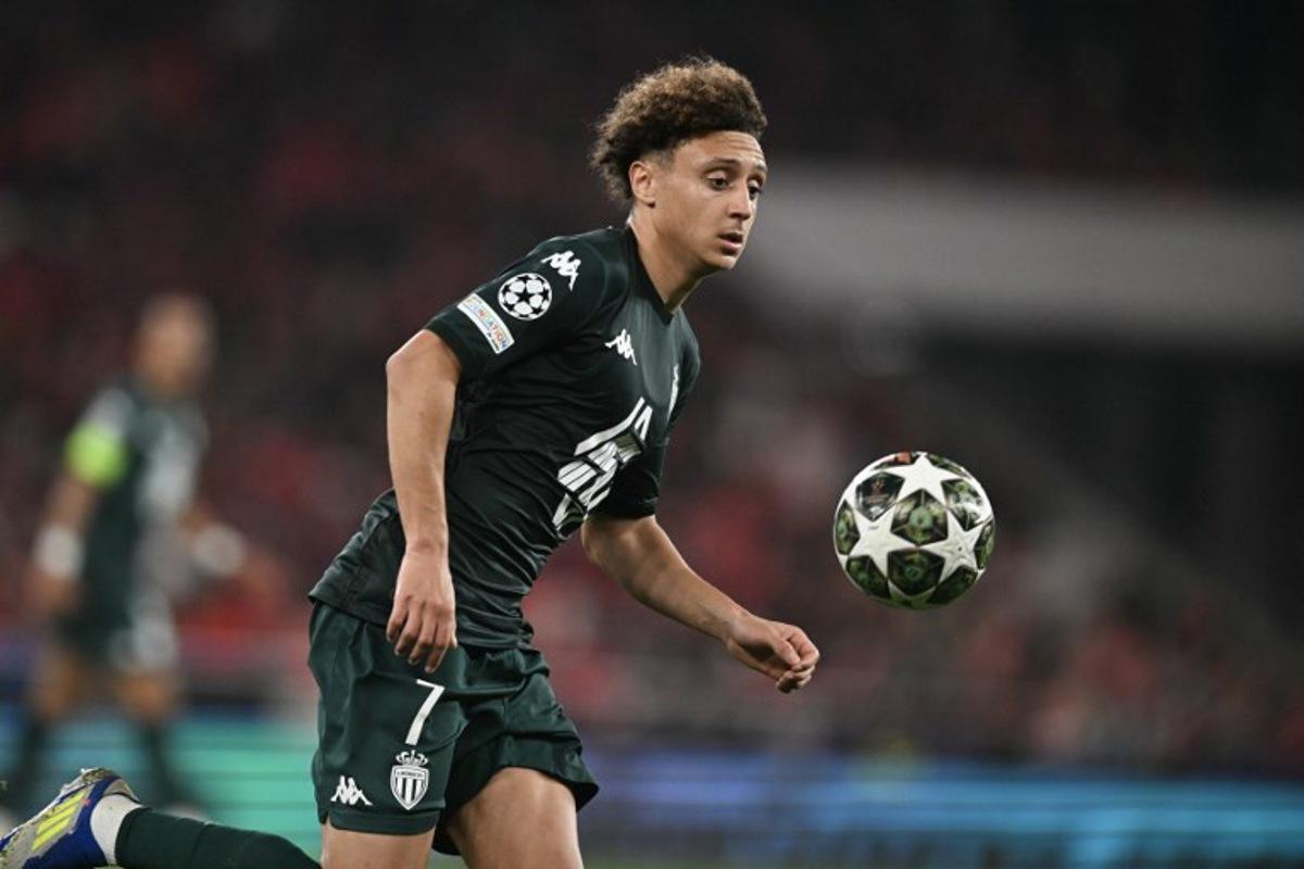 Monaco's Moroccan midfielder #07 Eliesse Ben Seghir controls the ball during the UEFA Champions League knockout phase play-off second leg football match between SL Benfica and AS Monaco at Luz stadium in Lisbon on February 18, 2025.  Patricia DE MELO MOREIRA / AFP