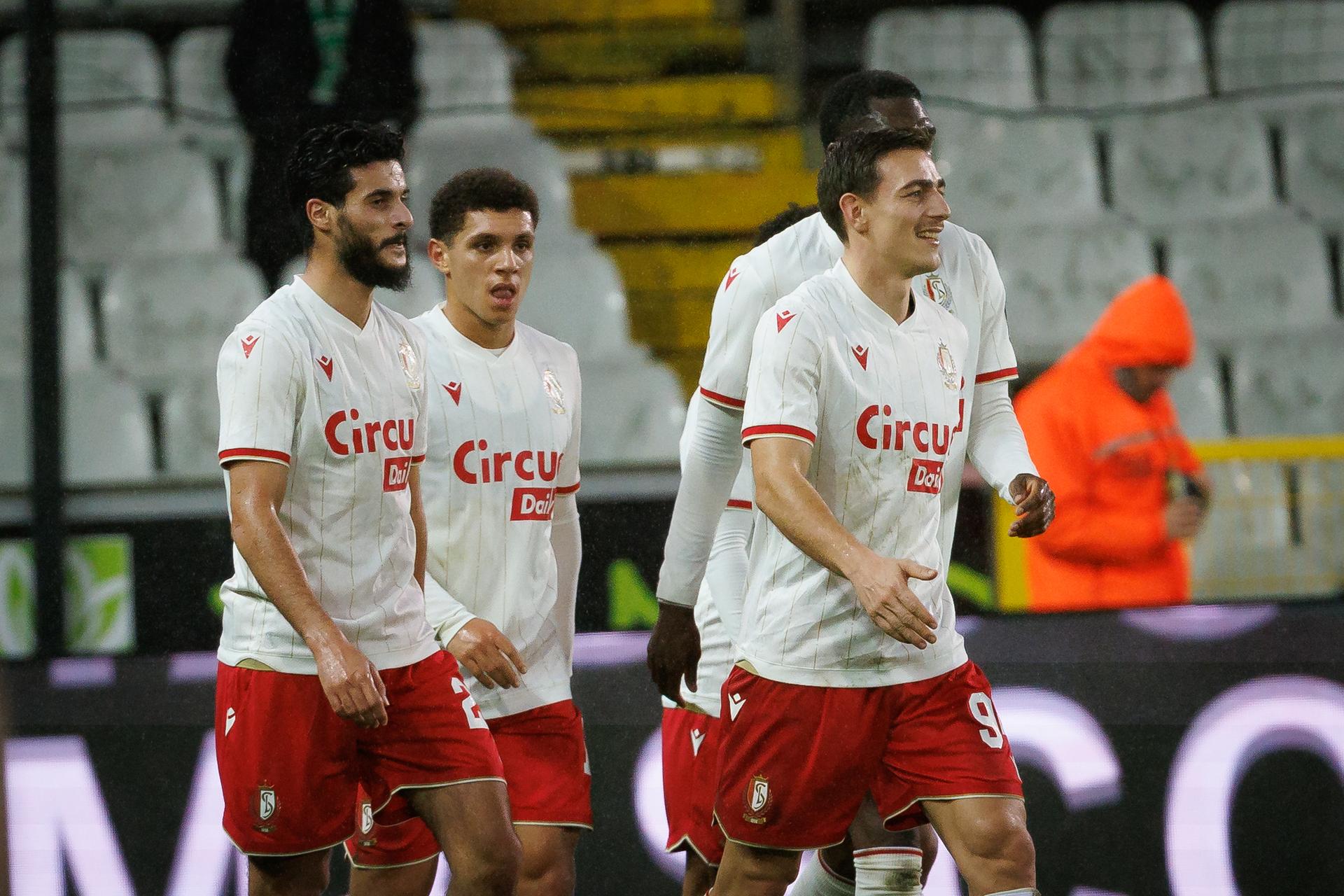 Standard's players celebrate after scoring during a soccer match between Cercle Brugge and Standard de Liege, Saturday 06 December 2025 in Brugge, on day 17 of the 2025-2026 'Jupiler Pro League' first division of the Belgian championship. BELGA PHOTO KURT DESPLENTER
