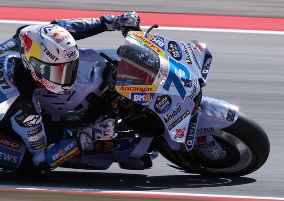 BK8 Gresini Racing MotoGP team's Spanish MotoGP rider Alex Marquez leads during the MotoGP Sprint Race of the Moto Grand Prix of Catalonia at the Circuit de Catalunya on September 6, 2024 in Montmelo on the outskirts of Barcelona.   Lluis GENE / AFP