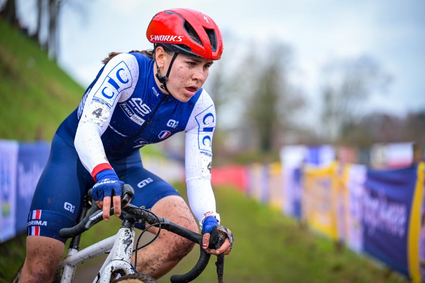 French Celia Gery pictured in action during the U23 women race at UCI Cyclocross World Championships, on Sunday 01 February 2026, in Hulst, The Netherlands. BELGA PHOTO DAVID PINTENS