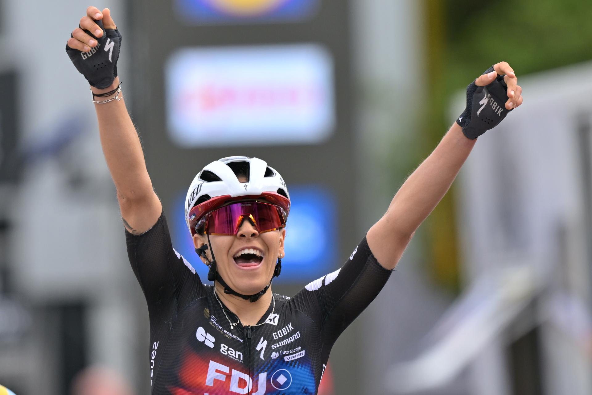 French Celia Gery of FDJ United-SUEZ celebrates after winning the women's 'Brabantse Pijl' one day cycling race, 125,7km from Lennik to Overijse on Friday 17 April 2026. BELGA PHOTO DAVID PINTENS