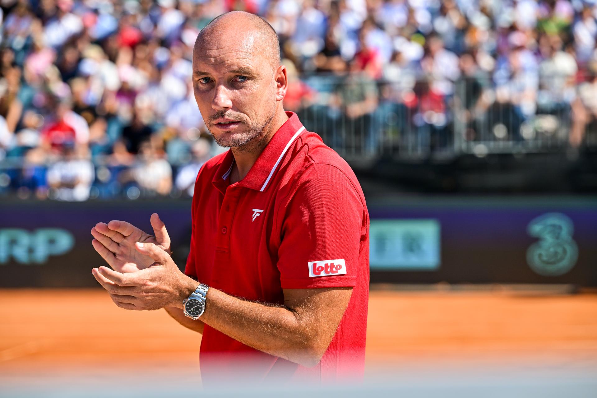 Belgian captain Steve Darcis pictured during a tennis match between Austrian pair Miedler/Oberleitner and Belgian pair Gille/ Vliegen, the third rubber in the tie between Austria and Belgium, qualifiers for the Davis Cup tournament, on Saturday 19 September 2026 in Vienna, Austria. BELGA PHOTO DAVID PINTENS