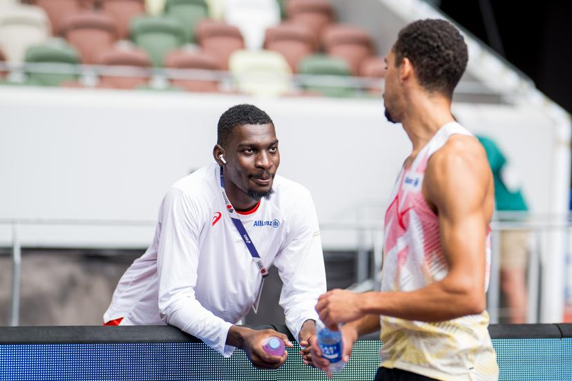 Belgian Elie Bacari and Belgian Daniel Segers pictured in action during a training session at the National Stadium of Tokyo before the World Athletics Championships in Tokyo, Japan, on Friday 12 September 2025. The outdoor Worlds are taking place from 13 to 21 September. BELGA PHOTO JASPER JACOBS