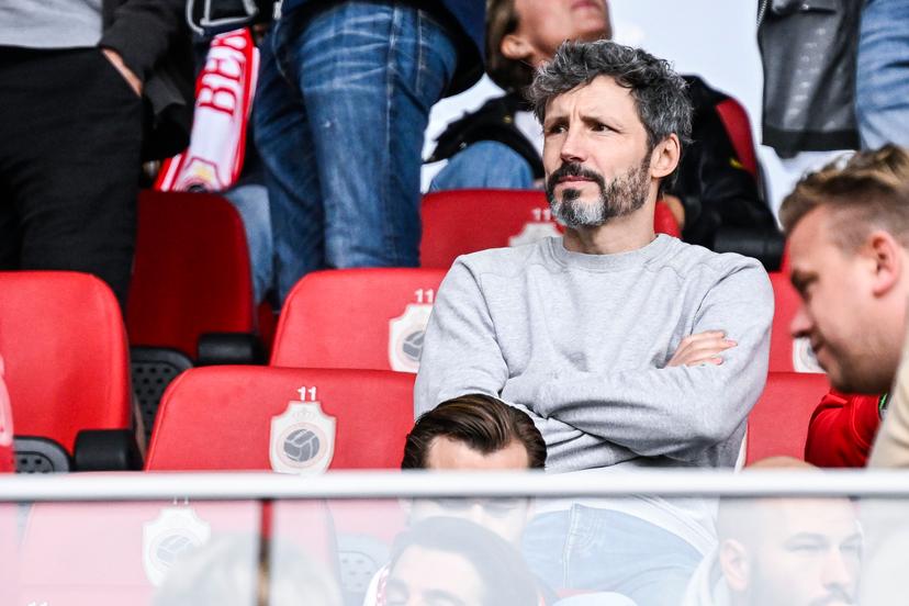 Former Antwerp FC coach Mark van Bommel pictured during a soccer match between Royal Antwerp FC and Beerschot VA, Sunday 29 September 2024 in Antwerp, on day 9 of the 2024-2025 season of the 'Jupiler Pro League' first division of the Belgian championship. BELGA PHOTO TOM GOYVAERTS