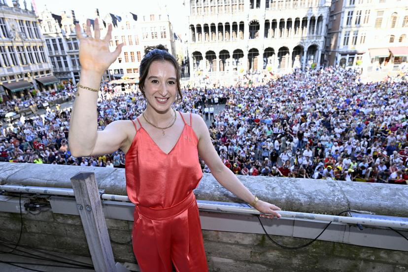 Belgian gymnast Nina Derwael pictured at celebrations after the Paris 2024 Olympic Games, at the Grand Place - Grote Markt and the Brussels City Hall, in Brussels, on Monday 12 August 2024. The Belgian delegation at the Games of the XXXIII Olympiad counted 165 athletes competing in 21 sports. BELGA PHOTO ERIC LALMAND