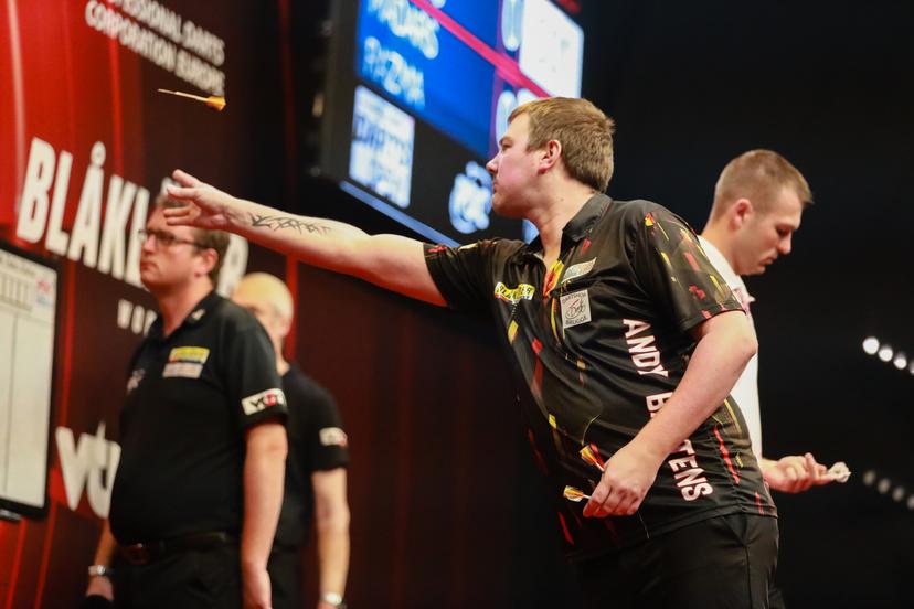 Belgian Andy Baetens pictured in action during the first day of the Belgian Darts Open, a tournament in the European Tour that takes places from September 23 until September 25 in Wieze, Friday 23 September 2022. BELGA PHOTO MARIJN DE KEYZER