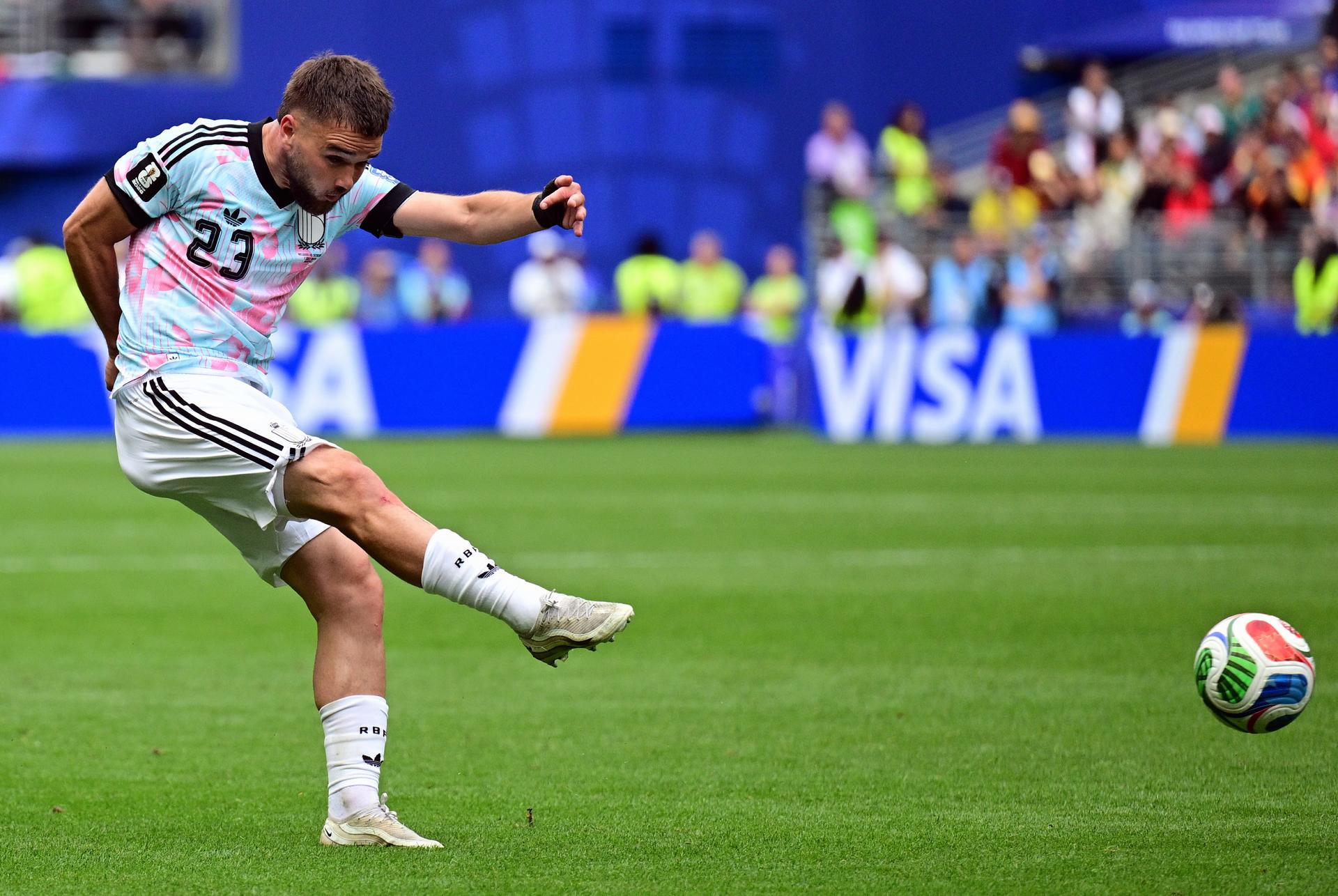 Belgium's Nicolas Raskin kicks the ball during a soccer game between Belgian national team Red Devils and Senegal, on Wednesday 01 July 2026, at the Seattle Field, in Seattle, a 1/16 finals game in the FIFA World Cup 2026. BELGA PHOTO DIRK WAEM