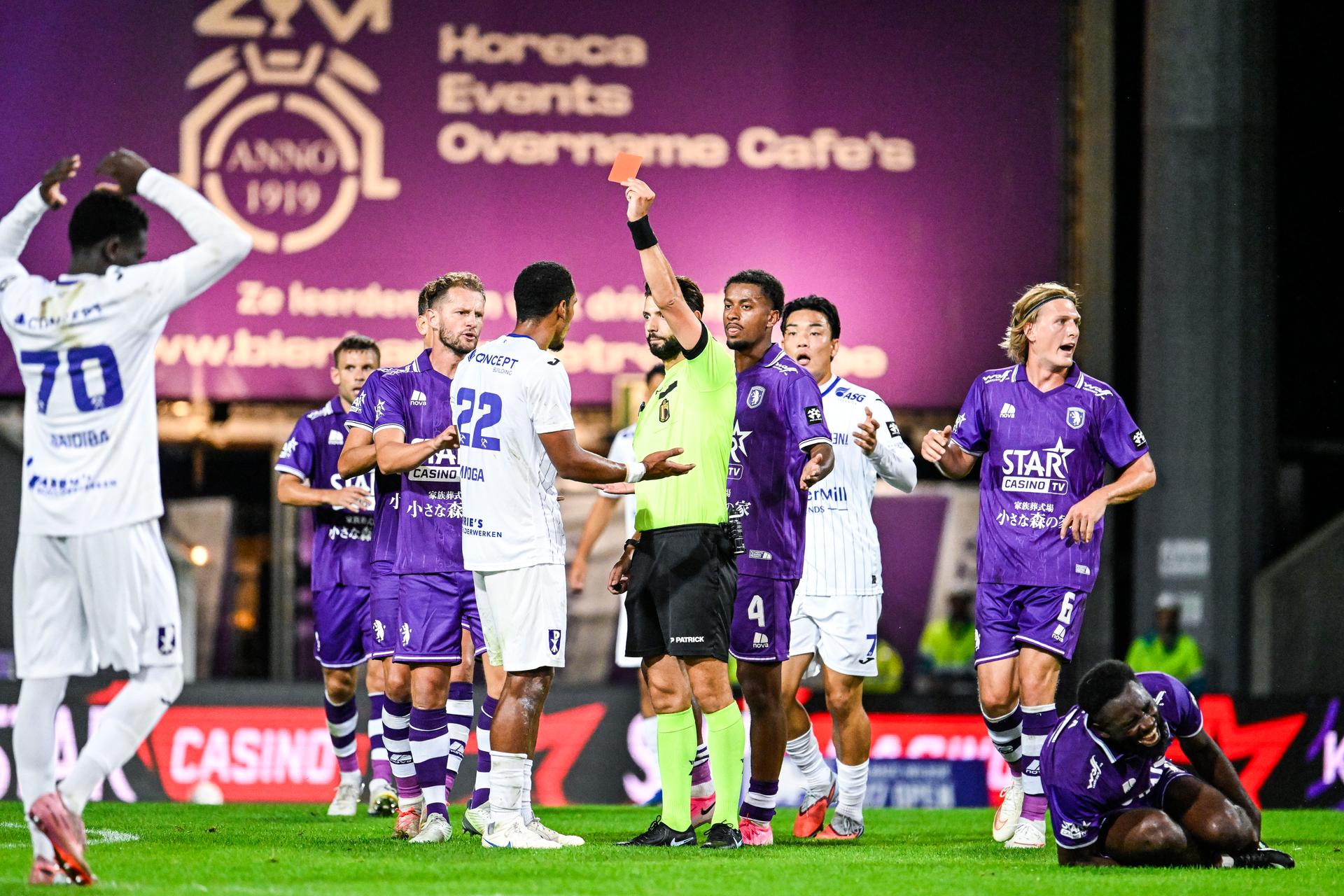 Patro Eisden's Haji Mnoga receives a red card from and referee Massimiliano Ledda during a soccer match between Beerschot VA and Patro Eisden Maasmechelen Friday 4 September 2026 in Antwerp, on day 4 of the 2026-2027 'Challenger Pro League' second division of the Belgian championship. BELGA PHOTO TOM GOYVAERTS