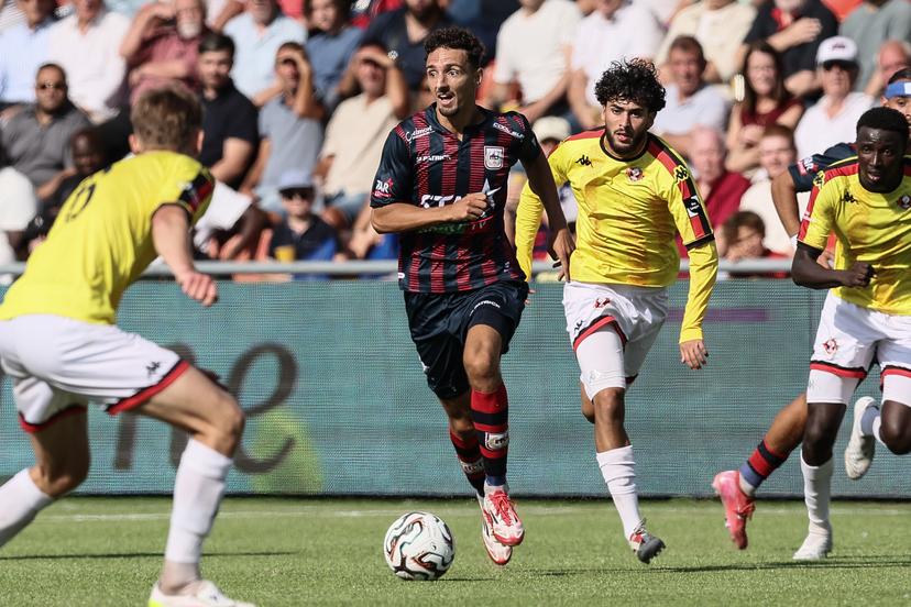 Liege's Benoit Bruggeman pictured in action during a soccer game between RFC Liege vs RFC Seraing, Sunday 17 August 2025 in Liege, on day 2 of the 2025-2026 'Challenger Pro League' 1B second division of the Belgian championship. BELGA PHOTO BRUNO FAHY