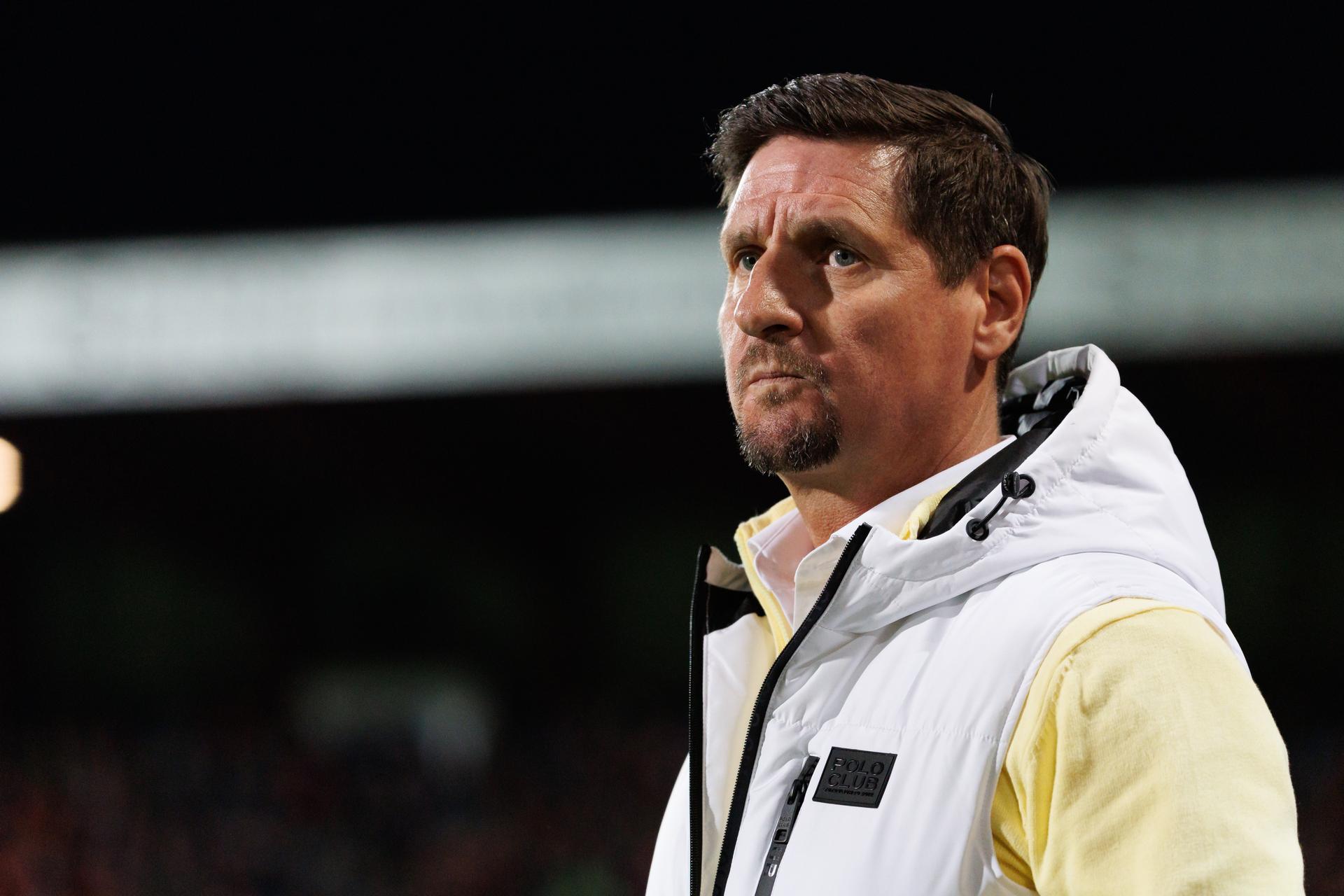 Kortrijk's new head coach Glen De Boeck pictured during a soccer match between KV Kortrijk and KRC Genk, Sunday 29 October 2023 in Kortrijk, on day 12/30 of the 2023-2024 'Jupiler Pro League' first division of the Belgian championship. BELGA PHOTO KURT DESPLENTER