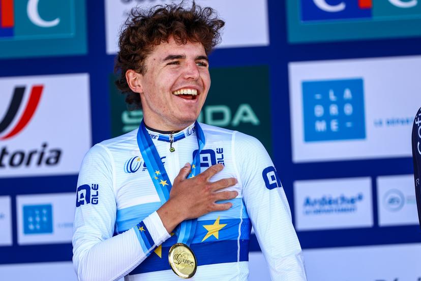 Belgian Jarno Widar pictured on the podium after winning the 121,1 km Men U23 Road Race at the UEC road European cycling championships, in France on Saturday 04 October 2025. The European cycling championships in Drome-Ardeche takes place from 1 to 5 October. BELGA PHOTO DAVID PINTENS