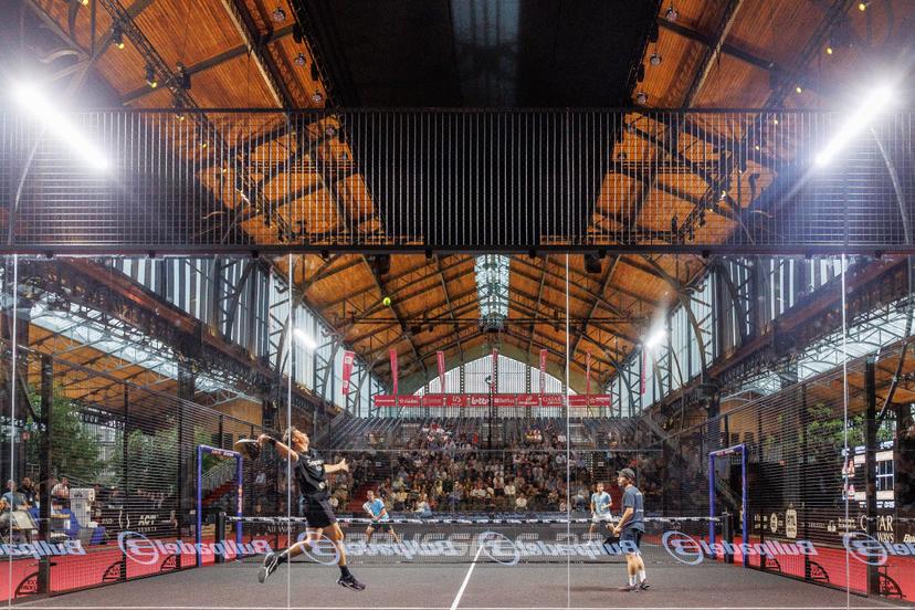 players pictured in action during the Lotto Brussels Premier Padel competition (20-27/04), in Tour & Taxis, Brussels, on Tuesday 22 April 2025. BELGA PHOTO HATIM KAGHAT