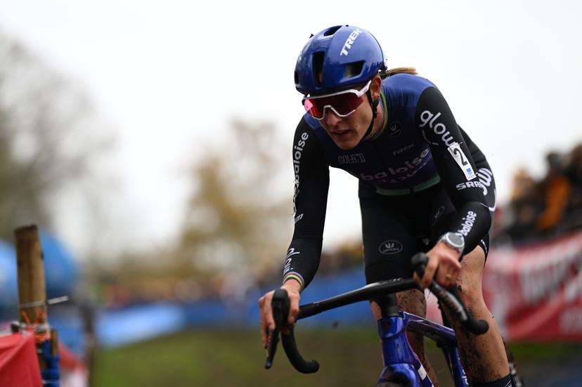 Dutch Lucinda Brand pictured in action during the women elite race of the 'Flandriencross' cyclocross cycling event, stage 3/8 in the 'X20 Badkamers Trofee' competition, Sunday 16 November 2025 in Hamme. BELGA PHOTO DAVID PINTENS