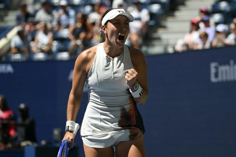 USA's Jessica Pegula celebrates her victory over USA's Ann Li during their women's singles round of 16 tennis match on day eight of the US Open tennis tournament at the USTA Billie Jean King National Tennis Center in New York City, on August 31, 2025.  ANGELA WEISS / AFP