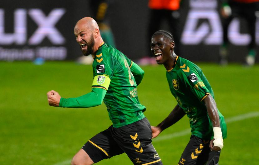 Francs Borains' Dorian Dessoleil celebrates after scoring during a soccer game between Royal Francs Borains and RSCA Futures, Friday 03 October 2025 in Boussu, on day 9 of the 2025-2026 'Challenger Pro League' 1B second division of the Belgian championship. BELGA PHOTO JOHN THYS