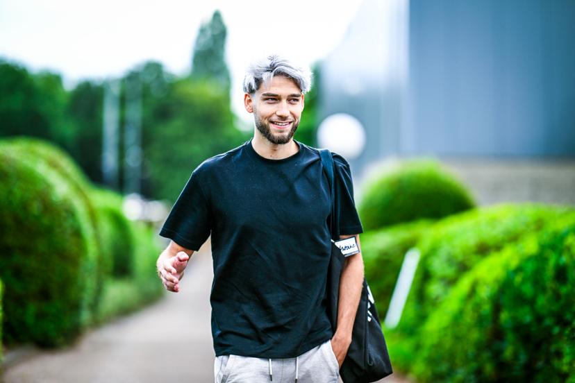 Beerschot's Antoine Colassin arrives at a training session of Belgian soccer team K Beerschot VA, Friday 27 June 2025 in Antwerp, in preparation of the upcoming 2025-2026 Belgian first division soccer season. BELGA PHOTO TOM GOYVAERTS
