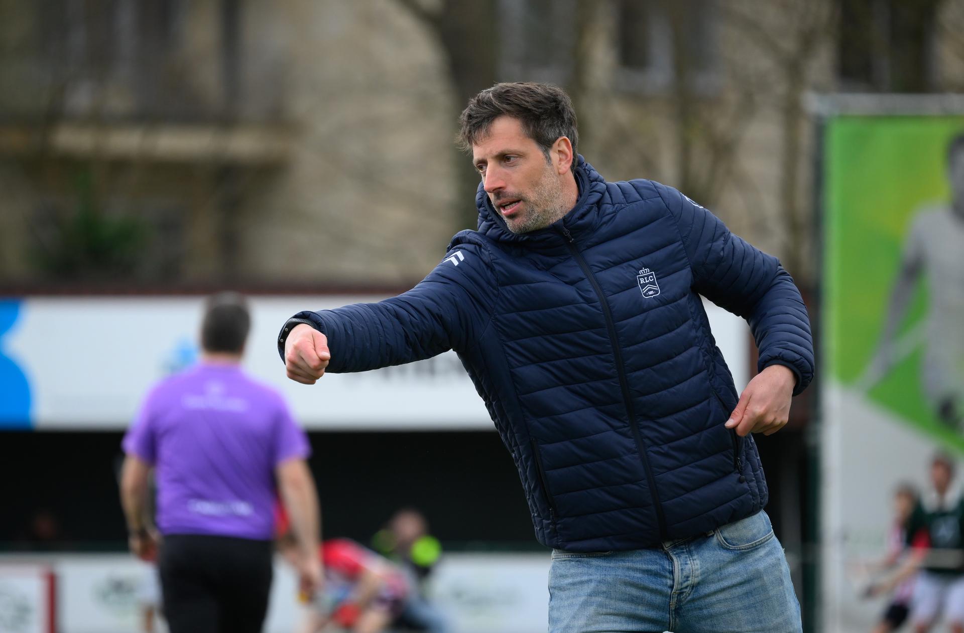 Leopold's head coach Maxime Bertrand pictured during a hockey game between Royal Leopold and Waterloo Ducks, Sunday 30 March 2025 in Ukkel/ Uccle, Brussels, on day 16 of the Belgian first division hockey championship. BELGA PHOTO JOHN THYS