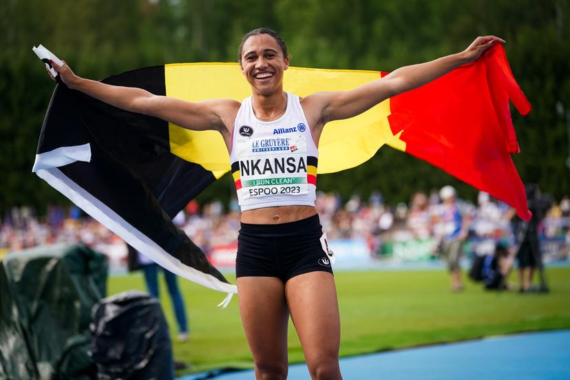 Belgian Delphine Nkansa celebrates after winning the 200m race on the fourth and final day of the European Athletics U23 Championships, Sunday 16 July 2023 in Espoo, Finland. The European championships take place from 13 to 17 July. BELGA PHOTO COEN SCHILDERMAN