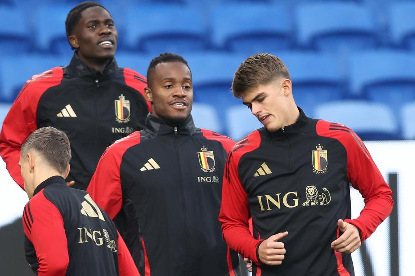 Belgium's Michy Batshuayi and Belgium's Charles De Ketelaere pictured during a training session of Belgian national soccer team Red Devils in Cardiff, Wales on Sunday 12 October 2025. The team is preparing for tomorrow's match against Wales, qualifier 6/8 for the 2026 World Cup. BELGA PHOTO BRUNO FAHY
